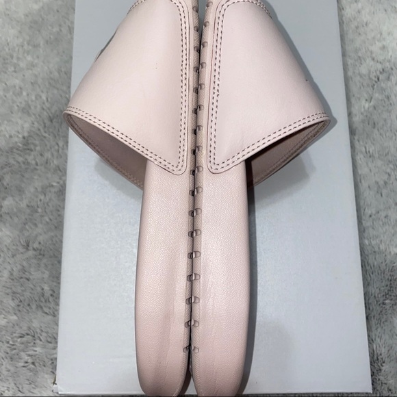 Women’s Nike Slides 8 - Picture 13 of 13